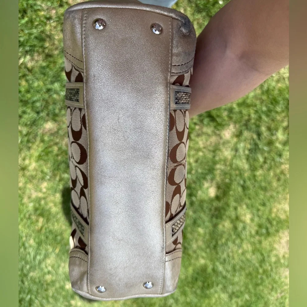 Coach Signature Large Jacquard Beige Tote Bag - Picture 7 of 13